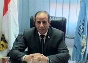 رئيس مدينة الغردقة يناقش آليات تنفيذ مشروعات الخطة الاستثمارية للمدينة