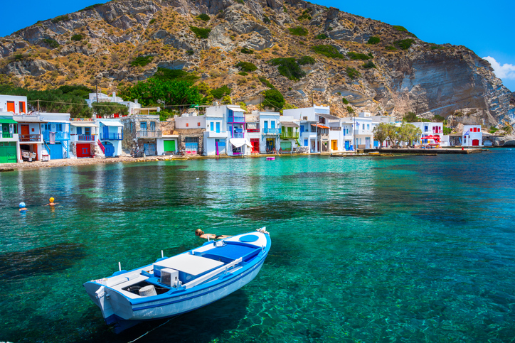 جزيرة يونانية