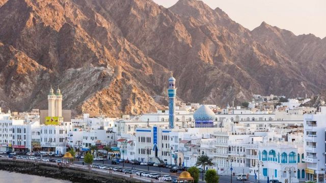 وظائف بعمان