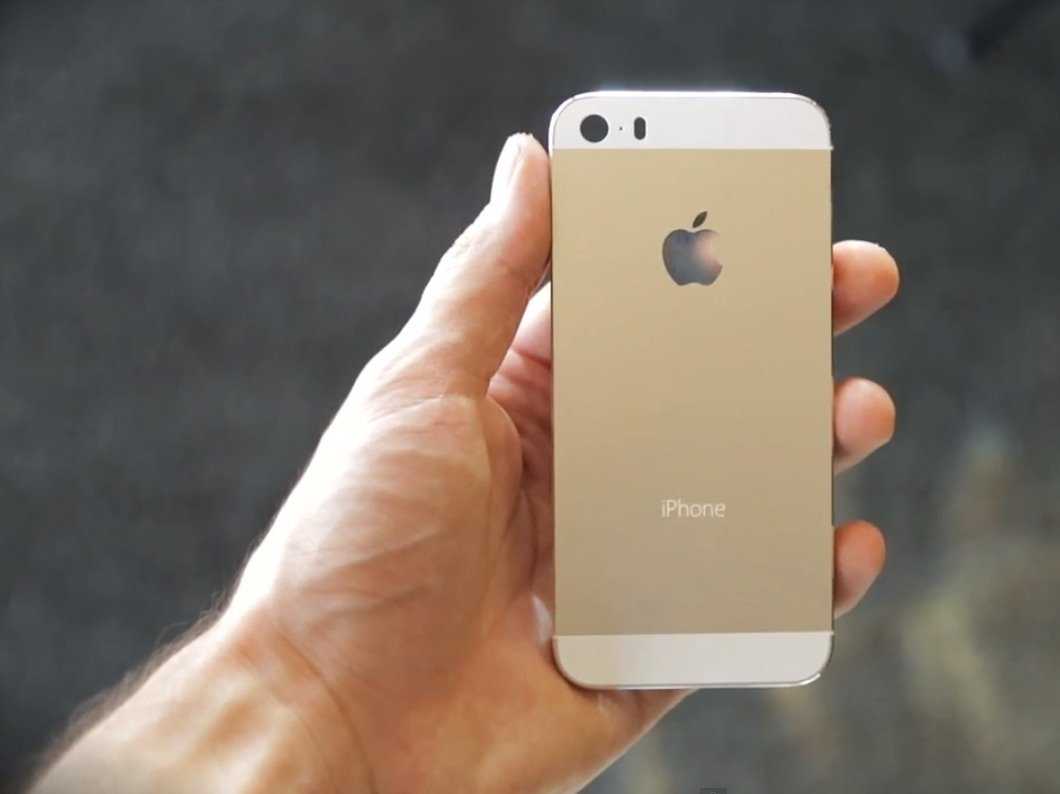 بيع هاتف iPhone