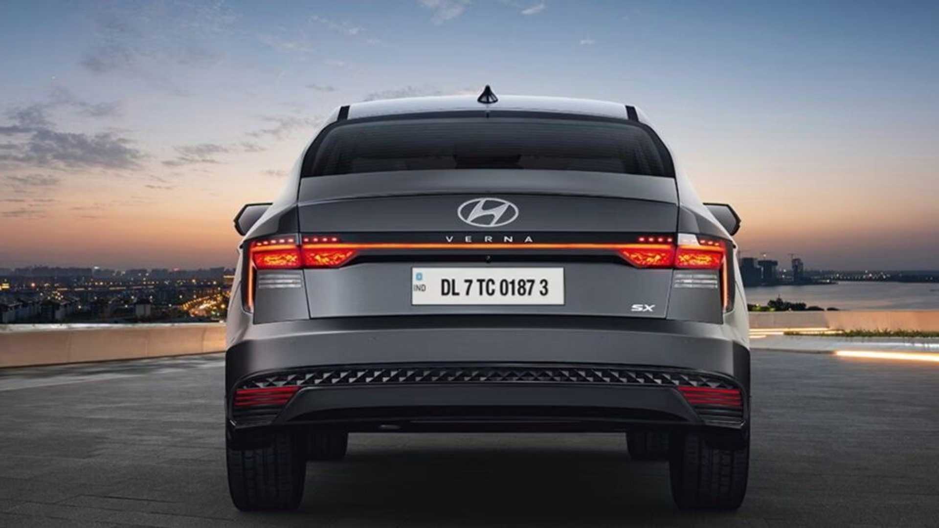 هيونداي فيرنا 2023