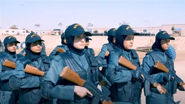 معاهد الشرطة للفتيات