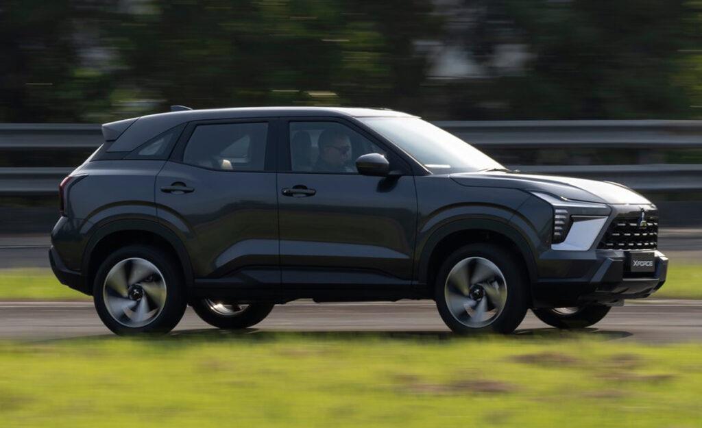 ميتسوبيشي تكشف عن سيارة جديدة SUV