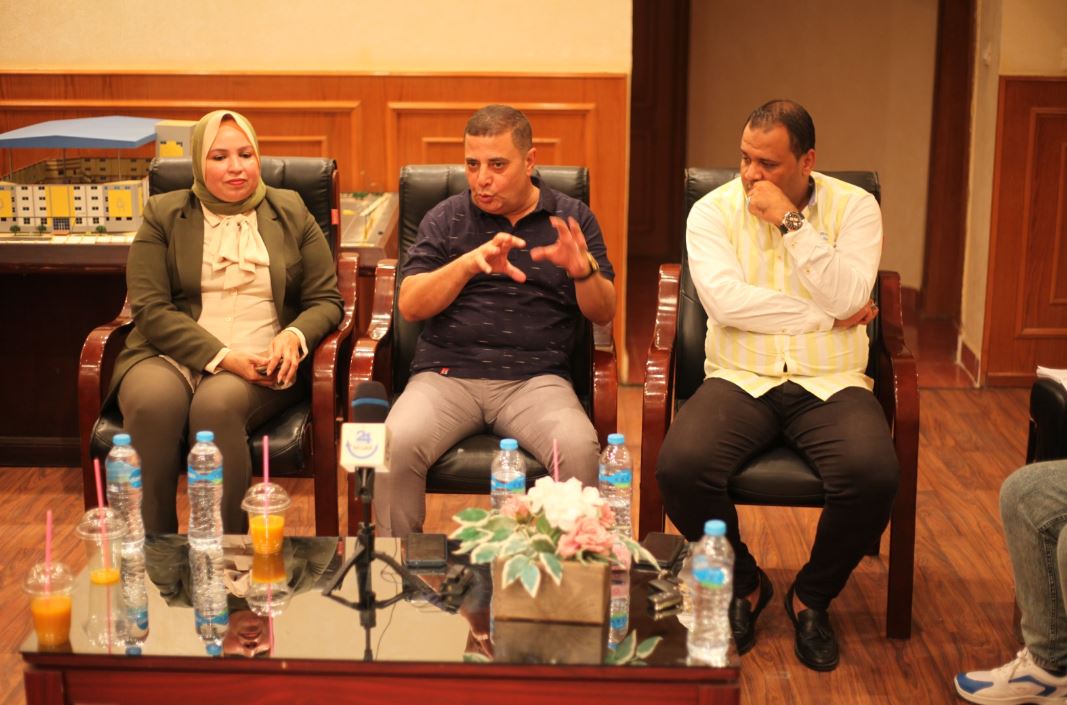 حملة بشبابها البحر الأحمر