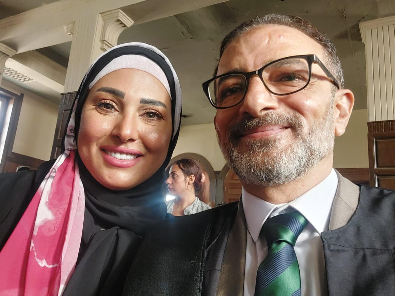 مسلسل برغم القانون