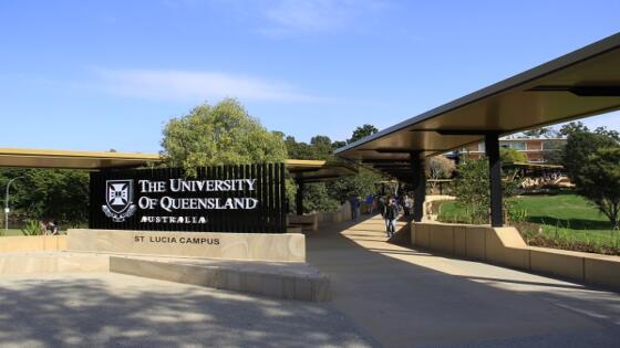 منح دراسية بجامعة كوينزلاند في أستراليا