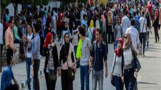 ما حقيقة قرار منع الاختلاط بين الطلبة والطالبات داخل الجامعات المصرية ؟