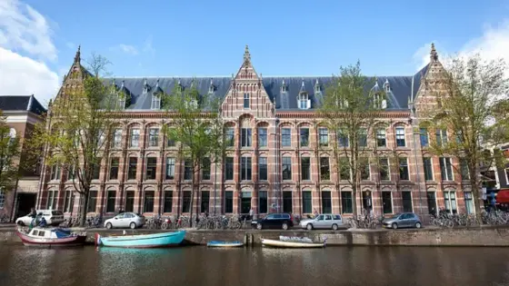 تعرف على منحة جامعة أمستردام 2023 في هولندا