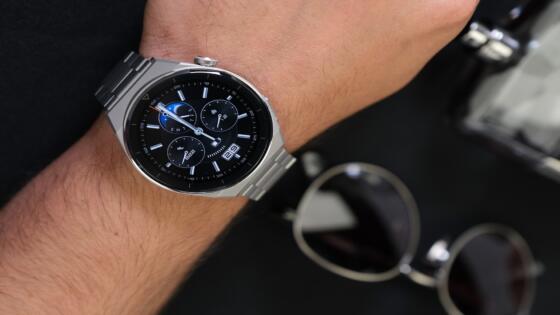 هواوي تواصل التحدي: ساعة Watch GT 3 Pro تنافس Apple Watch بقوة